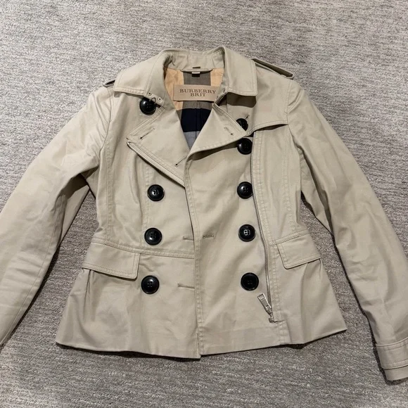 Burberry Brit Women's Beige Double-Breasted Trench Coat - Picture 6 of 10